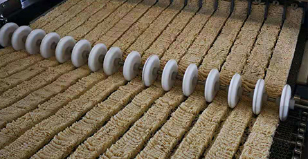 Commissioning steps of instant noodle production line